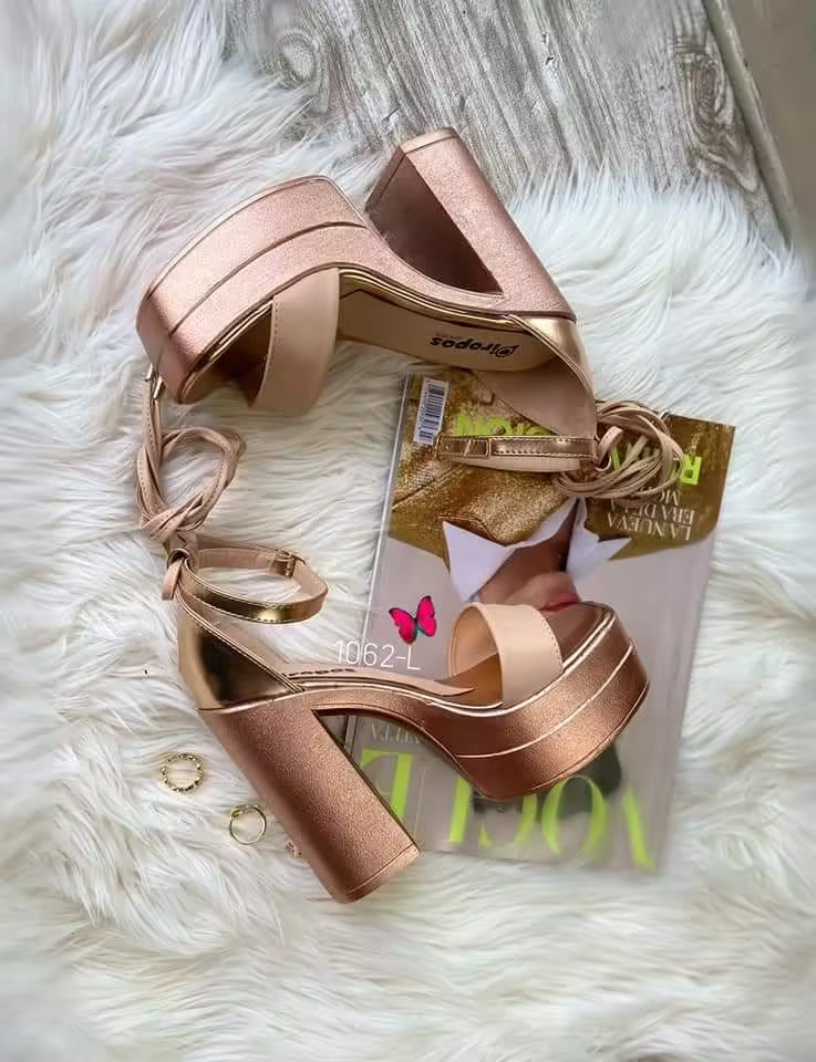 Sandalias eco-cuero peruano