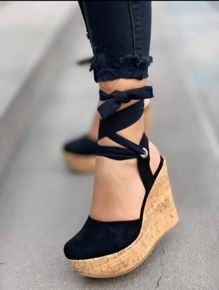 Sandalias gamuza color negro