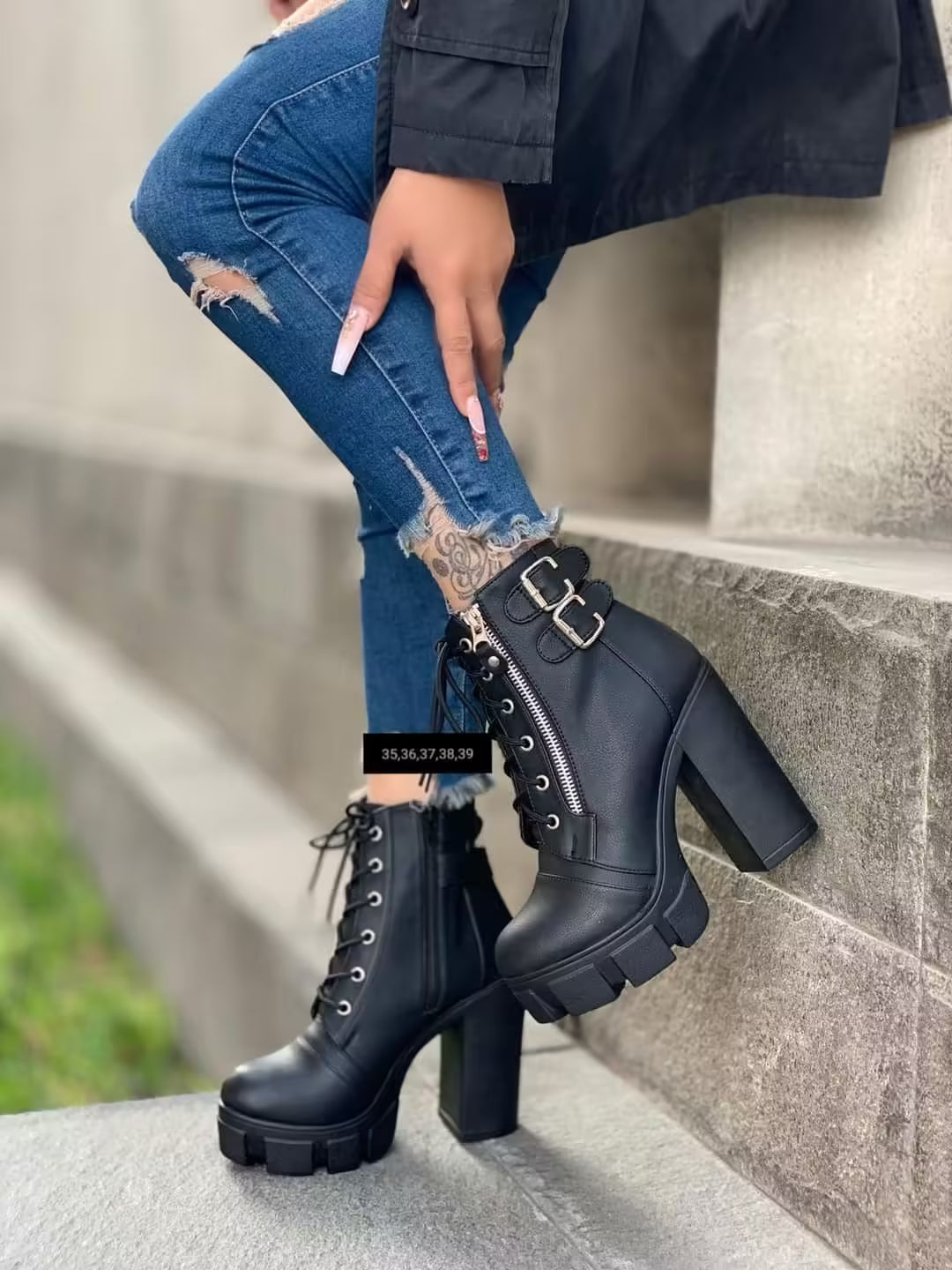 Botines eco-cuero negro