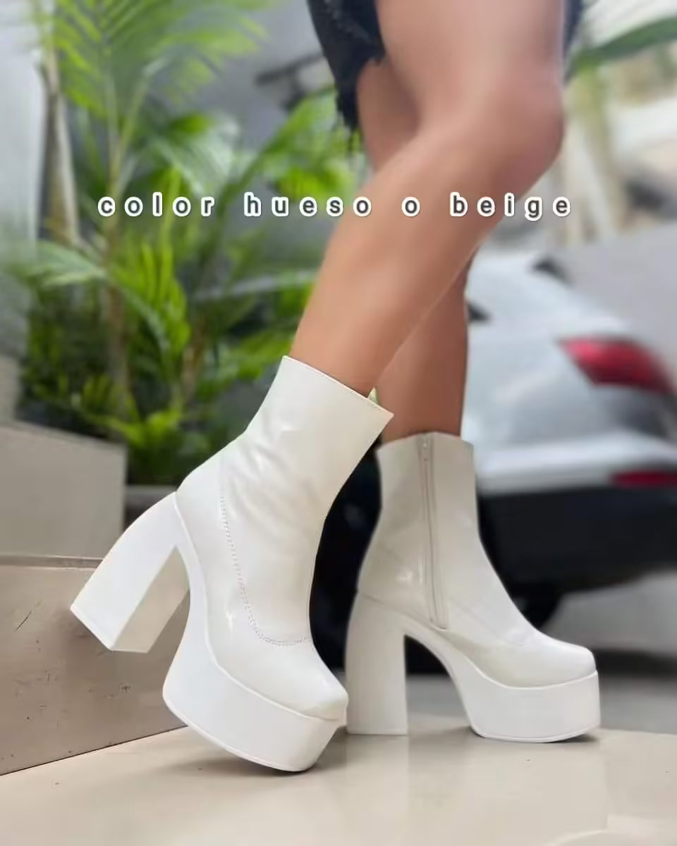 Botines hueso charol