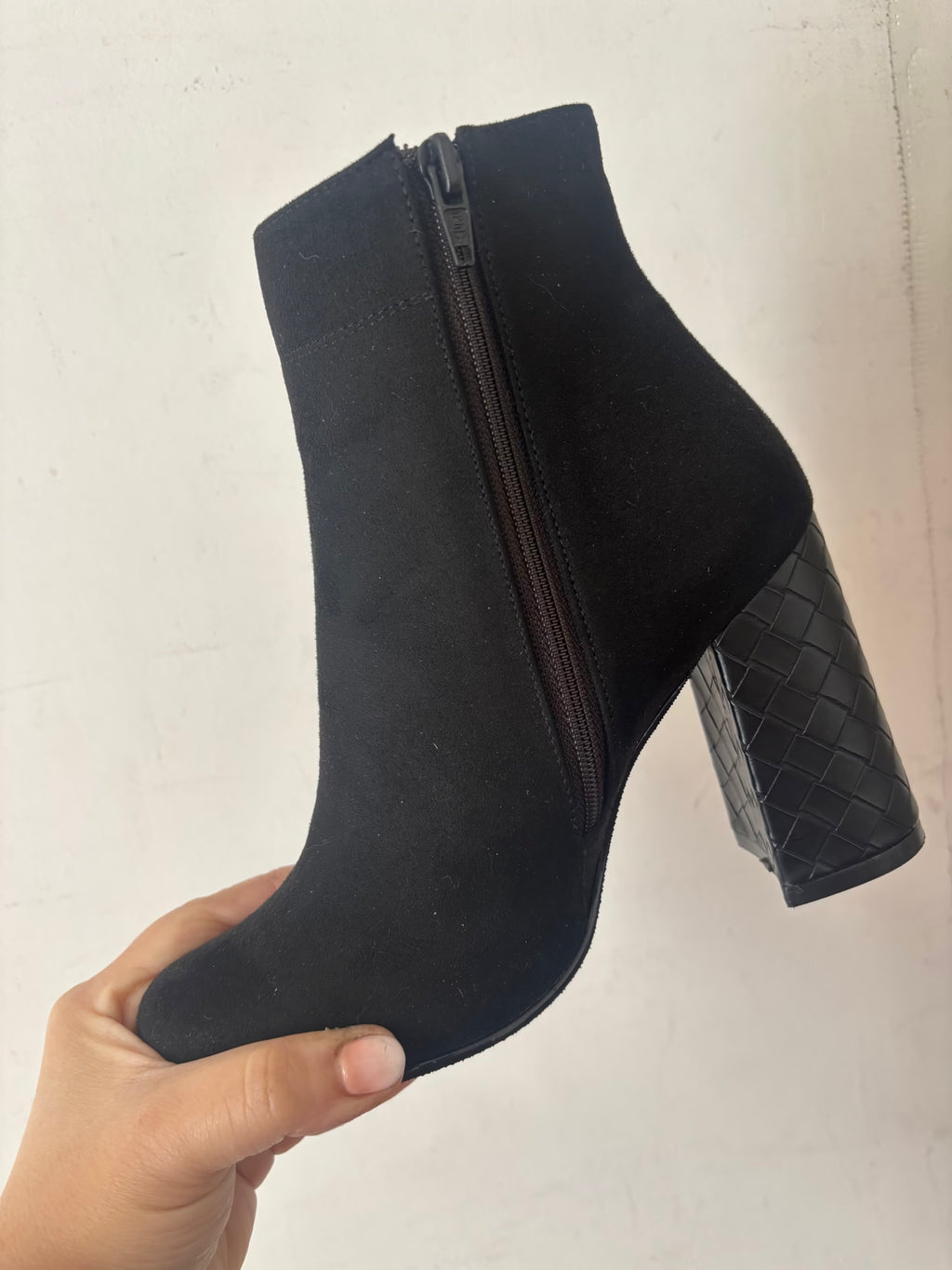 Botines negro GAMUZA B-28