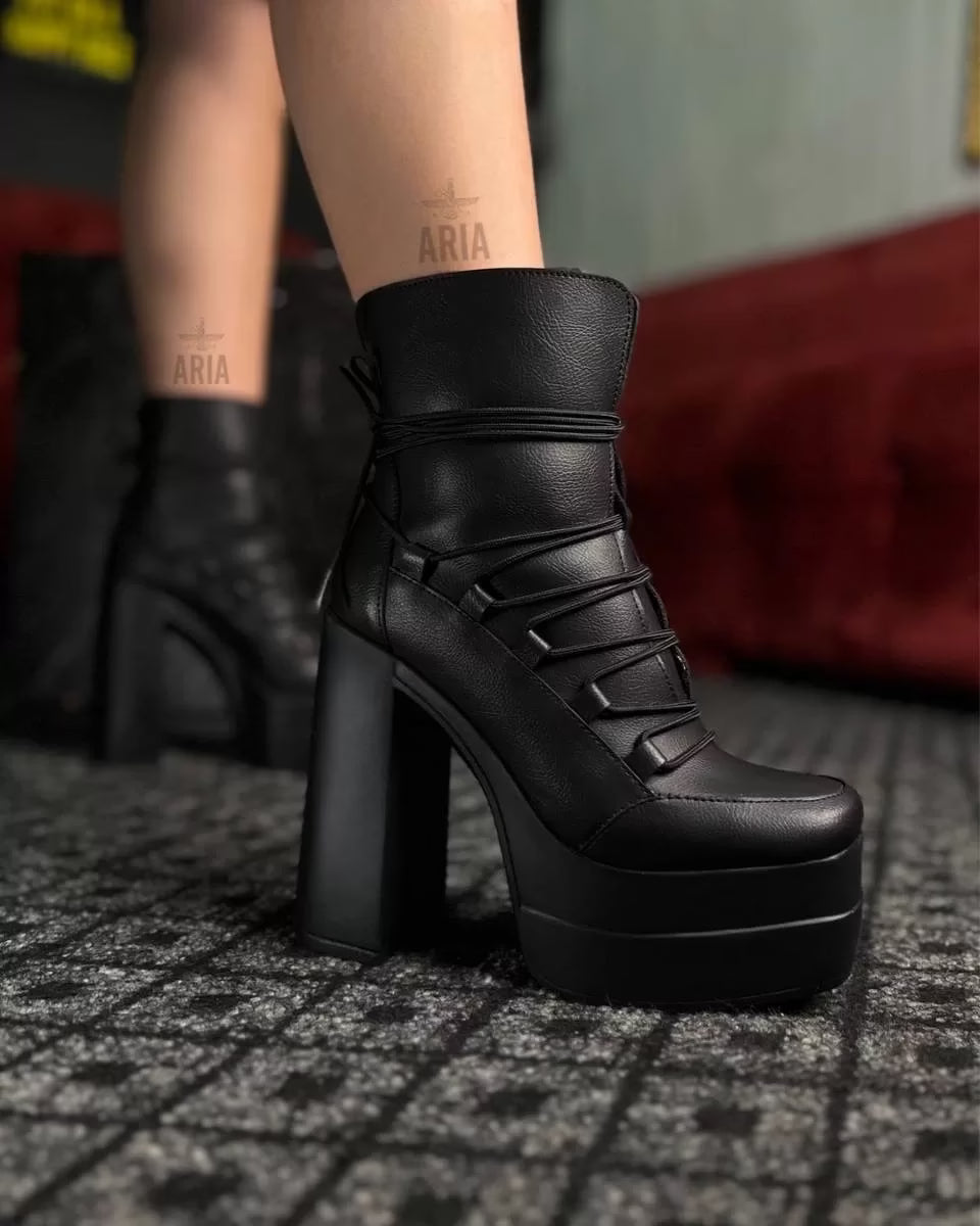 Botines eco-cuero negro