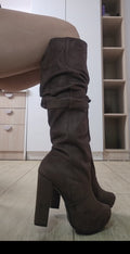 Botas gamuza cafe moro