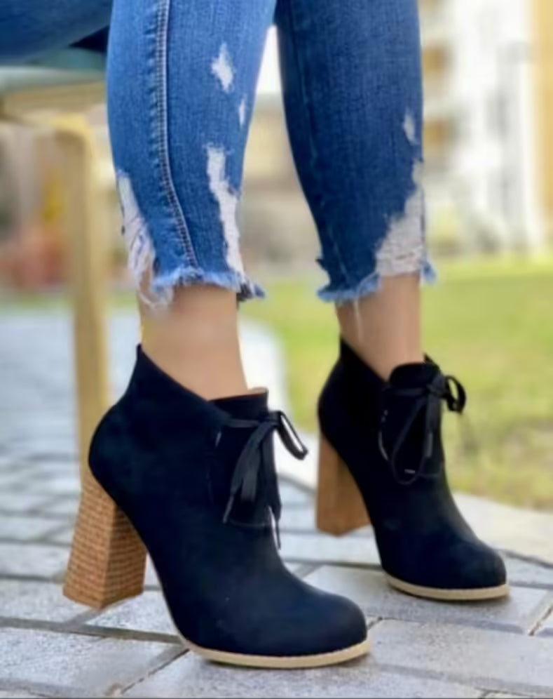 Botines gamuza negro